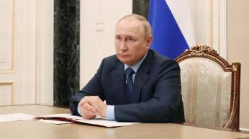 У Путина пока нет в графике на август военных совещаний, заявил Песков