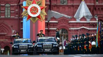 Путин поприветствовал на параде Победы участников спецоперации