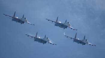 Су-35С перехватили истребители условного противника на учениях  Восток 