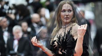 Звезда  Великолепного века  появилась в Каннах в платье российского бренда