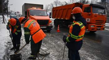 Техники  Мосводостока  устраняют последствия таяния снега в Москве