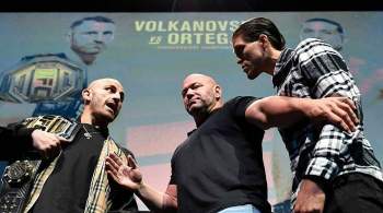 Волкановски побил Ортегу в главном бою UFC 266 и успешно защитил титул