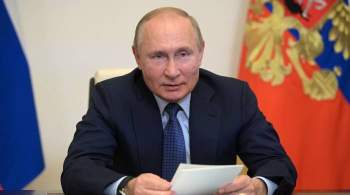 Политическая система России развивается, заявил Путин
