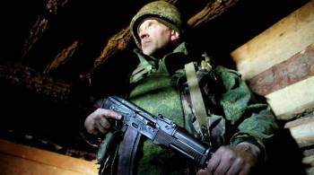 Опасность силового решения в Донбассе не уменьшается, заявил Песков